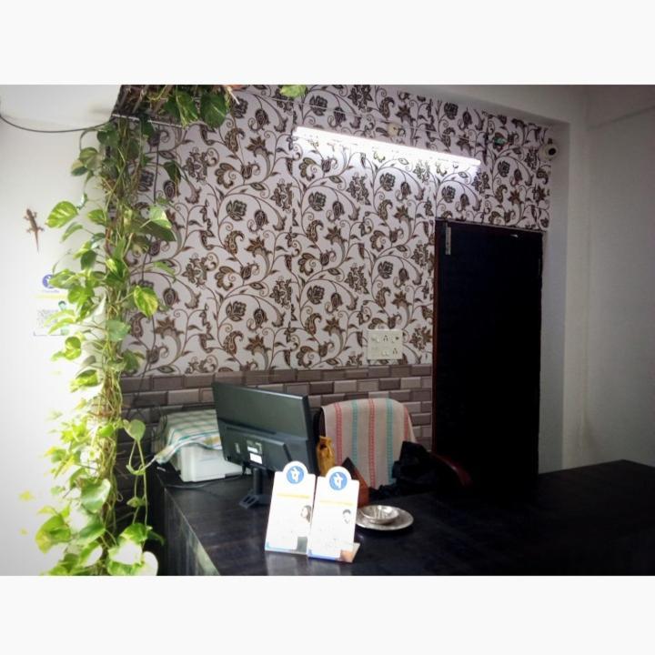 Amar Priya Guest House Calcutta Eksteriør billede